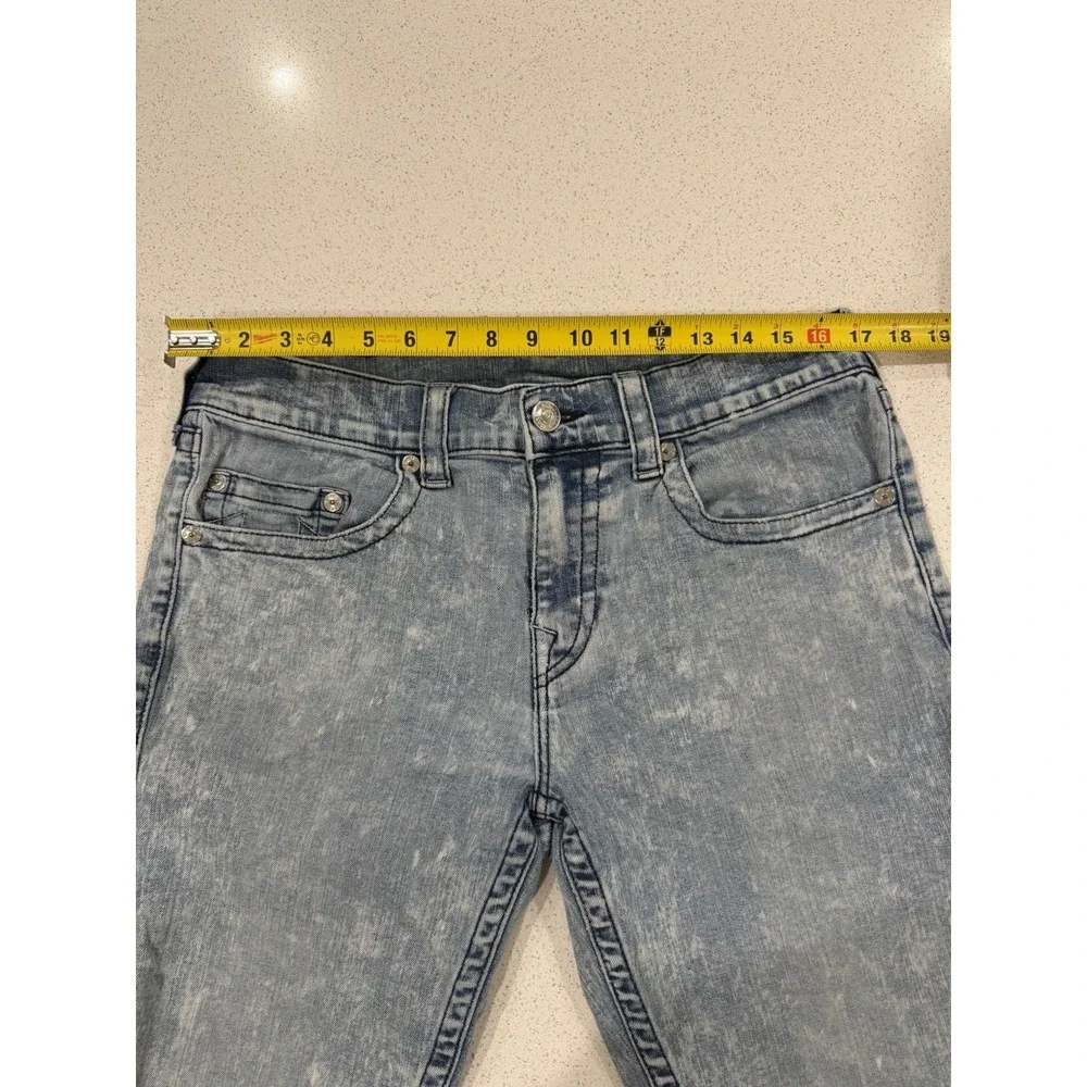 True Religion Men's Ricky Relaxed Straight jean shorts Acid Wash Size 33